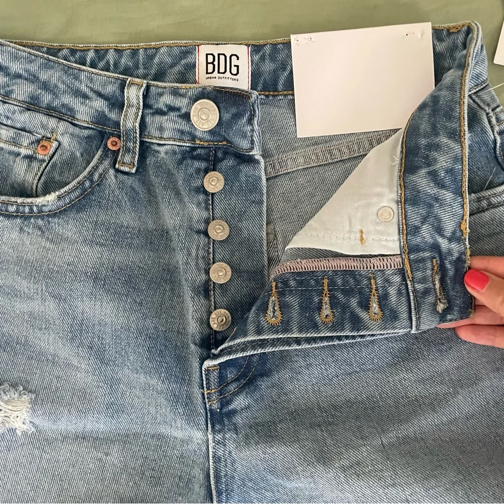 BDG 90s Denim High Rise Long Inseam Cutoff Dad Jean Shorts Light Medium Wash